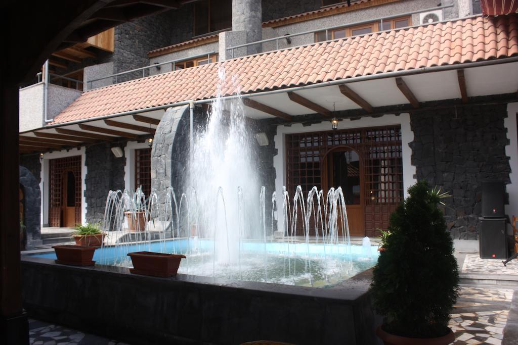 Nor Dzoraberd Hotel Complex Ereván Exterior foto